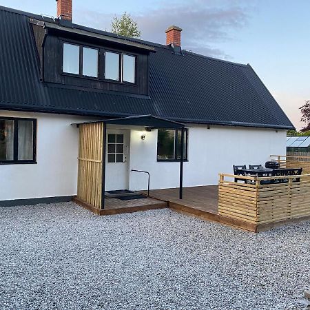 Villa Bli Hel à Malmö Extérieur photo